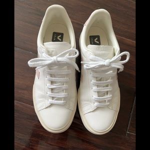 VEJA Campo leather sneakers